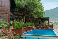 Longmen Chinese Inn - Pools