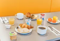 B&B Hotel Poitiers 3 Futuroscope Hotels in Vienne