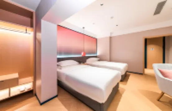 โรงแรมแฟมิลี่วิสดอม