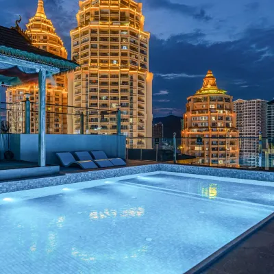 FANKOO jiǔdiàn ( xīshuāngbǎn nàjǐng hóng gàozhuāngxī shuāng jǐngxīng guāngyè shì diàn ) Hotels near Jinghong Great Golden Tower Temple