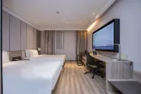 Atour Hotel (Shanghai Wuzhong Road) Hotels near Watsons (Qibao Longcheng Branch)