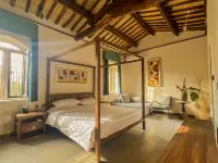 Hillside Cloud Lodge - 4-Star