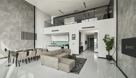 Luxcity Hotel & Apartment