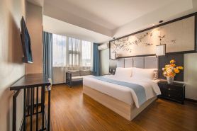 GreenTree Inn (Nanchang Railway Station Bayi Square Ding Road South Metro Station)