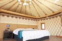Juleqin Yurt Grassland Appointment Family Theme Resort Inn (Heishantou Downtown)
