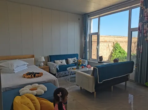 Xiangju Family in Alxa Left Banner