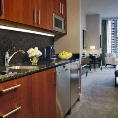 Deluxe King Room with City View Trump International Hotel & Tower Chicago Promo Code