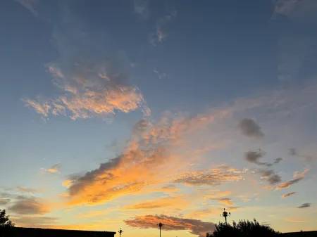 Beitun Hongjingtian Hotel