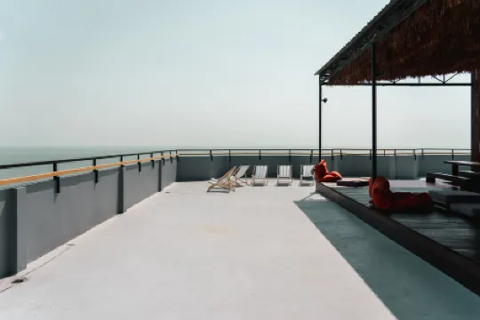 Thalay Cha-am by Tha