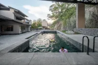 Jinhua Jindong Kaiyuan Life Hotel - Rooftop Pools