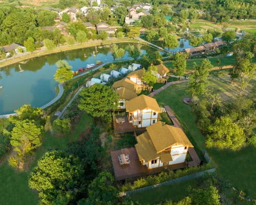 Yueyang KING RESORT (Dongting Lake China Panda Garden) Hotels in Yueyang