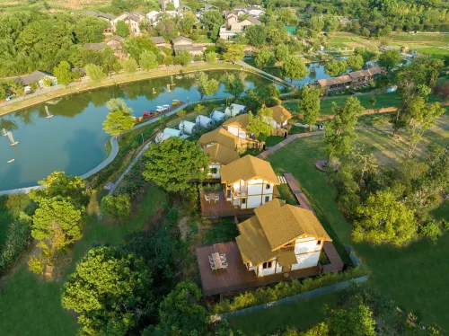 Yueyang KING RESORT (Dongting Lake China Panda Garden)