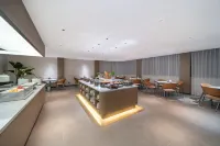 Yue Wutong X Hotel (Xuchang Fat Donglai Times Square Cao Wei Ancient City) - sarapan