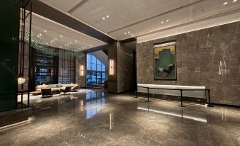 Cheery Dragon Hotel Weihai Jiuzi holds