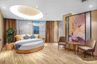 Elong R.YUN Hotel (Wuhan Dunkou Sports Center) Hotels in Wuhan