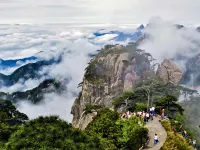 Mount Sanqing Play Posthouse โรงแรมใกล้งูเหลือมใหญ่ออกจากภูเขา