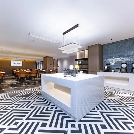 ECHIC Hotel(Yueyang Lou District Pedestrian Street Branch)