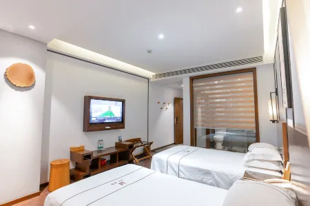 Shiqian Mingshe Art and Culture Hotel (Tangshan Bus Station, Wenquan Avenue)