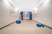 Huihe Holiday Hotel Hotels in Weishi