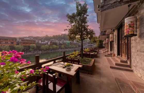 鳳凰城精品酒店（鳳凰古城店）