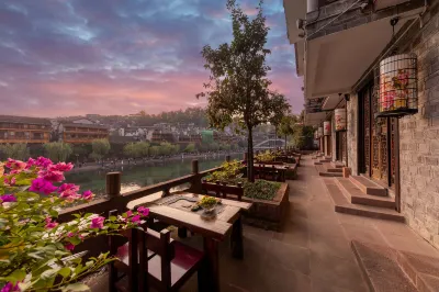 Phoenix City Boutique Hotel Hotels near Phoenix Passenger Transport Terminal