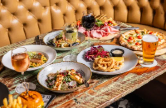 沃裏克農場假日酒店 Warwick Farm酒店