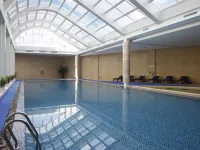 Howard Johnson Sunshine Plaza Ningbo (Building B) - piscina
