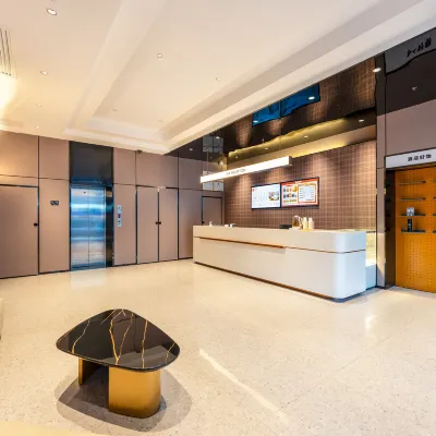 Bai Man Hotel (Guangzhou Financial City Tangxia Metro Station) Hotels near Juntang Shopping Plaza