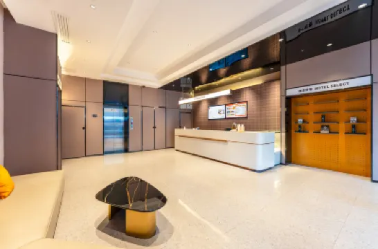 Bai Man Hotel (Guangzhou Financial City Tangxia Metro Station) Hotels in Guangzhou