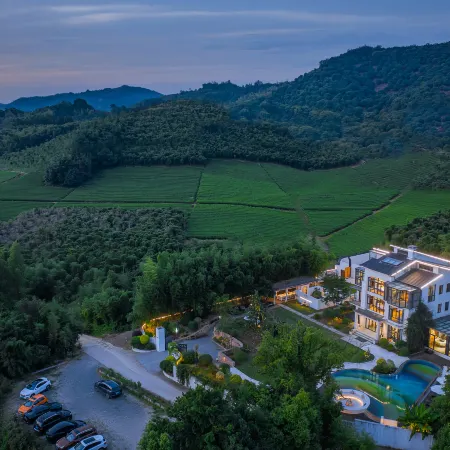 Deqing, Mogan Mountain, Mo see Rainbow Homestay