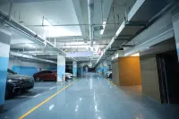 OKDAY Hotel (Kangmei Chinese Medicine City, Bozhou) - Bãi đậu xe