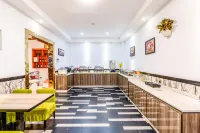 Lingshan Yincheng Business Hotel Hotel di Lingshan