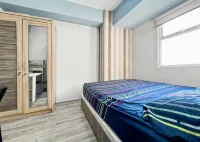 PEMANDANGAN TERBAIK 2BR Apt Pluit dengan Pool WiFi & Netflix Hotel di Ancol