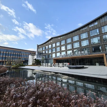 MYA HEALTH HOTELS&RESORTS