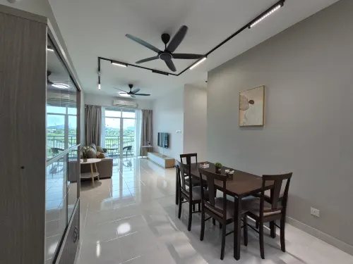 Homexuite Vacation @ Utama South - 4-Star