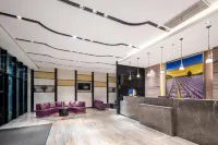 Lavande Hotels (Taixing Jiangping Road Yangguang Yipin) Hotels in Taixing