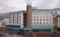 레인보우관광호텔 창녕 교동과 송현동 고분군 주변 호텔