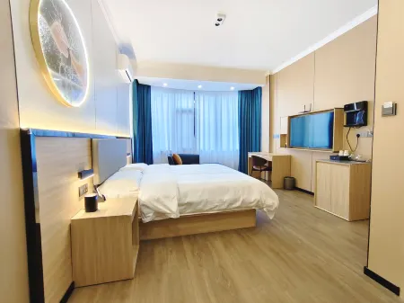 Fangchenggang Luming Homestay (Taohuawan Plaza) Отели рядом с достопримечательностью «Port of Fangcheng (Gangqu 16th Road)»