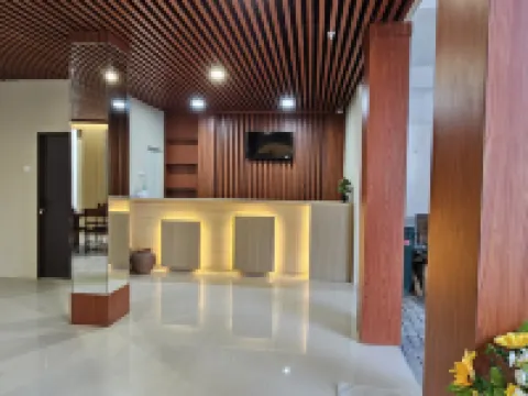 Sunflower Hotel syariah near Juanda airport Hotels in Sedati