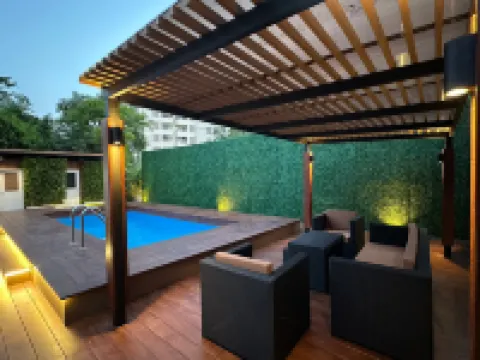 Bangkok Cozy Garden Pool Villa Sukhumvit