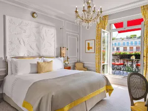 Plaza Athénée Paris & Dior Spa