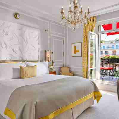 Plaza Athénée Paris & Dior Spa Rooms