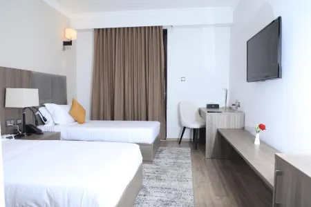 TH BonRoyal Hotel