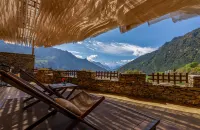 Xianbai Private Hot Spring · Scenic View Cloud Villa