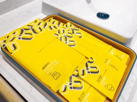 IU Hotel (Hengchang Garden, Jinchang Huijin Fortune Plaza) Отели рядом с достопримечательностью «Gansu Vocational and Technical College of Nonferrous Metallurgy»