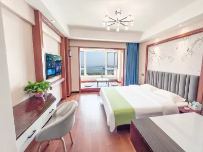 Muhai Lvsu Seaview Apartment (Development Zone Shibeiwan Water Park Branch) Hotel a 