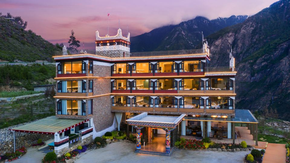 Xilin Mountain Residence (Danba Jiaju Tibetan Village)