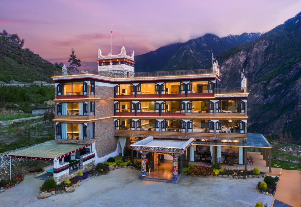 hotel overview picture