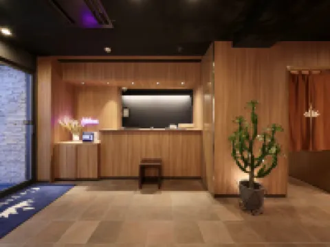 Nipponbashi Crystal Hotel Hoteles en Osaka