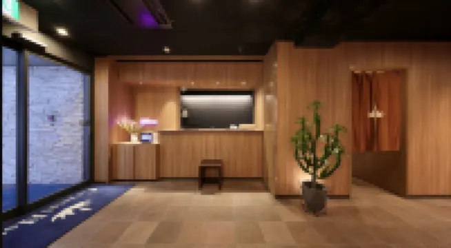 Nipponbashi Crystal Hotel Hoteles en Osaka